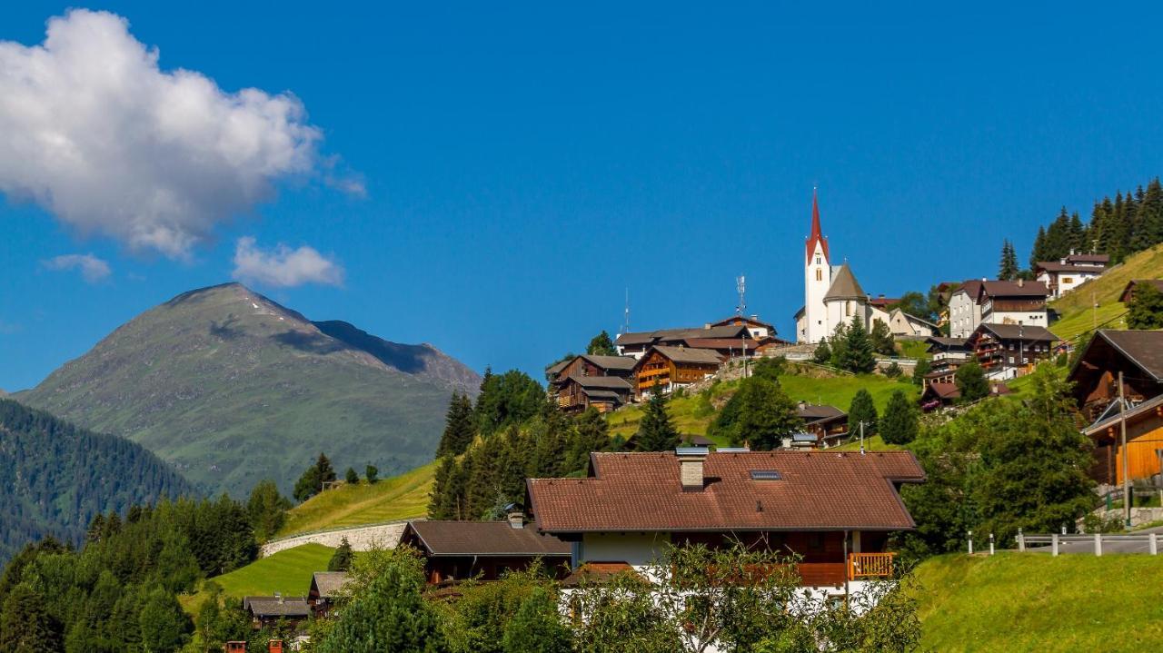 Alpengasthof Pichler Sankt Veit in Defereggen Bagian luar foto